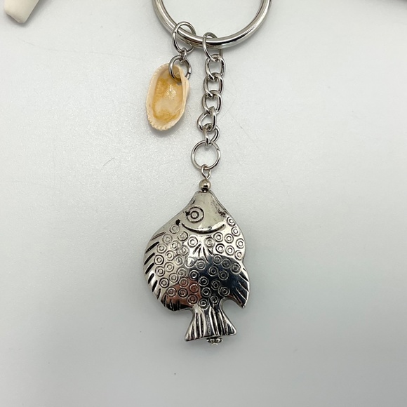 Silver Fish Key Chain with Angel Wing Sea Shell, Purse Charm, Key Ring, Fish #2 - Picture 3 of 7